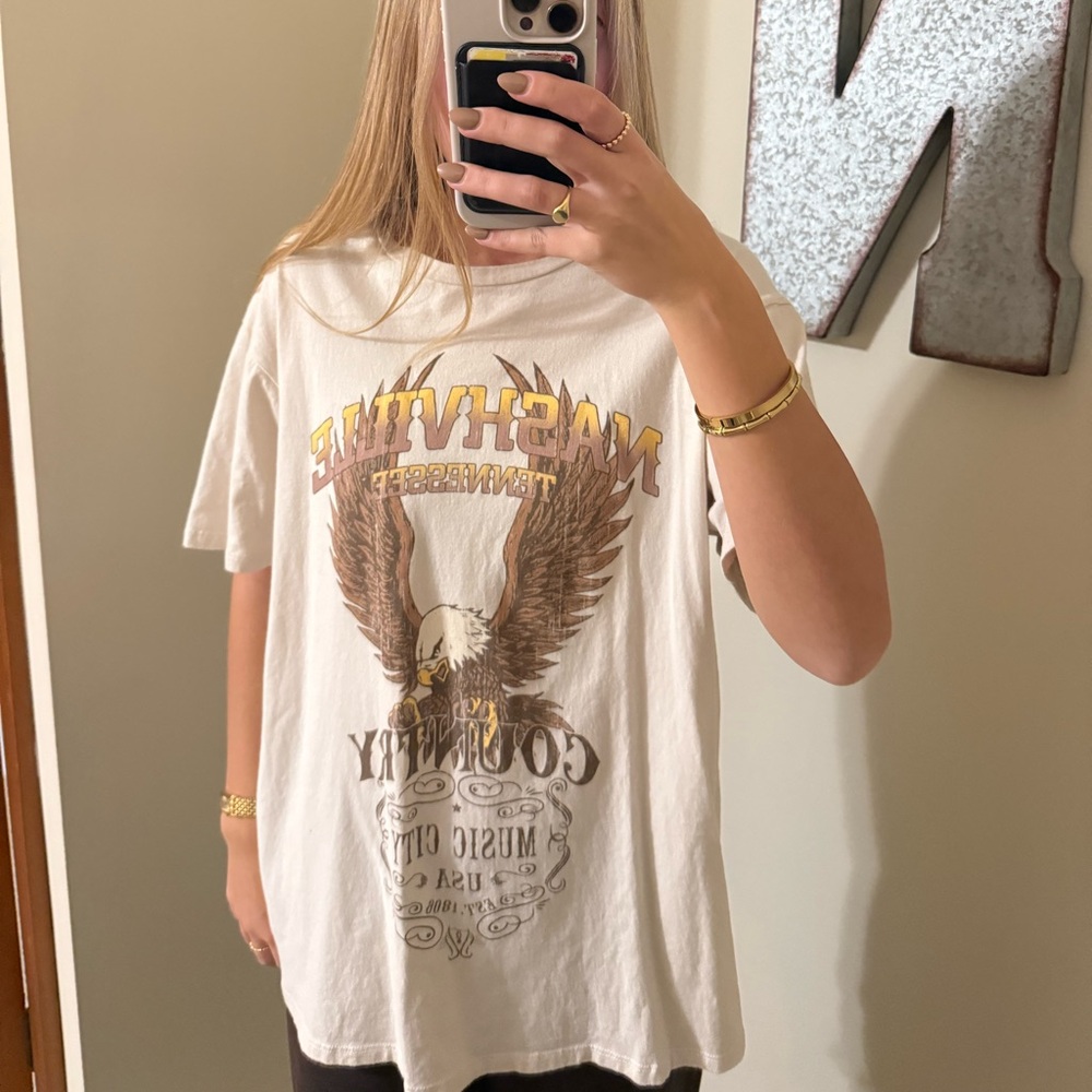 Nashville Graphic T-Shirt
